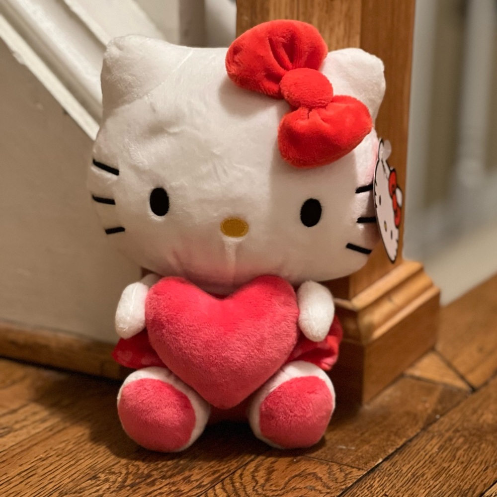 Hello Kitty Valentine’s Heart Plush - NWT